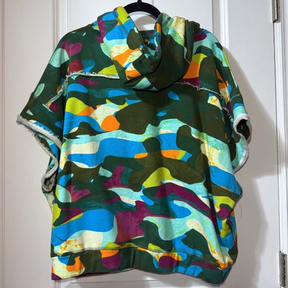 Juicy Couture Plus 1X Cropped Hoodie Abstract Camo Print | Like New - Picture 9 of 12